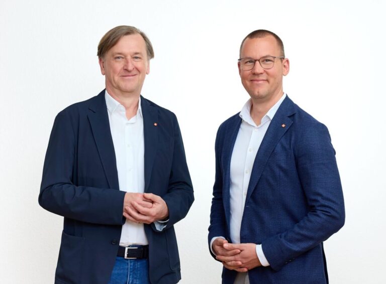 Christian Hennefeind, Geschäftsführer Häuser zum Leben und Simon Bluma, stellvertretender Geschäftsführer Häuser zum Leben